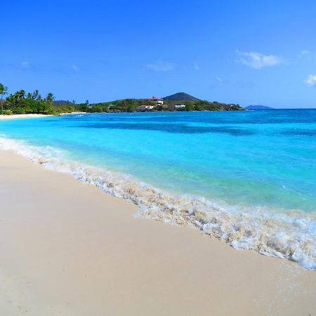 Luxury Beachfront Duplex Villa On Sapphire Beach V นาซาเร็ธ ภายนอก รูปภาพ